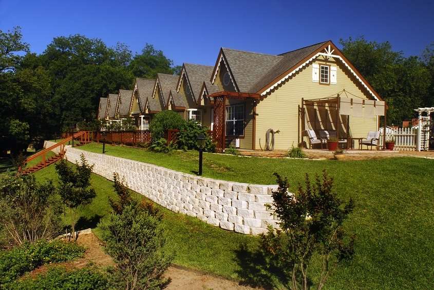Inn On Barons Creek Фредериксберг Экстерьер фото